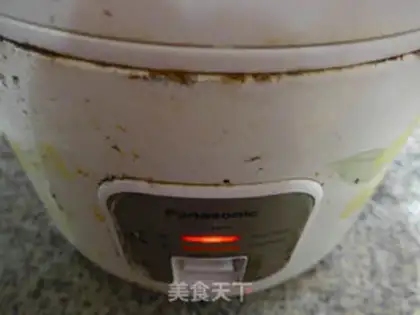 Make Egg carrot steamed meat step 8