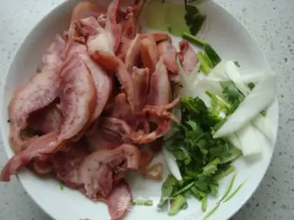 Make Cold-headed pork step 1