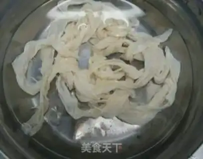 Make Egg intestines step 1