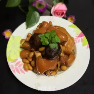 Make Peanut stew pig hoof step 9