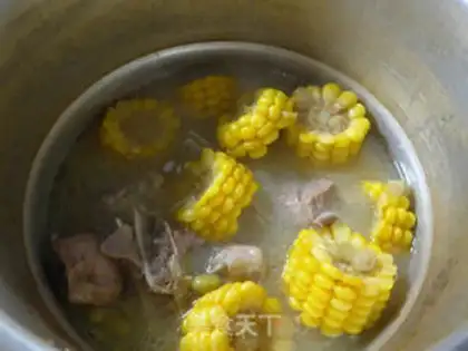 Make Soybeans cornbone soup step 10