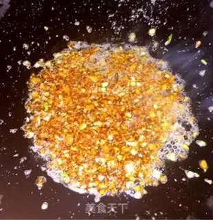 Make Garlic shrimp evaporating golden needle mushrooms step 10