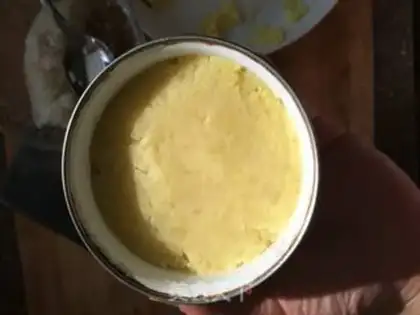 Make Quick hand sauce and fries step 8