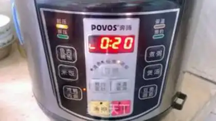 Make Doudou potato evaporated ribs step 5