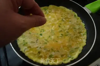 Make White fish cheese fried eggs step 6