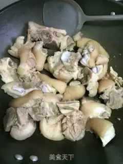 Make Pig-foot vinegar step 1