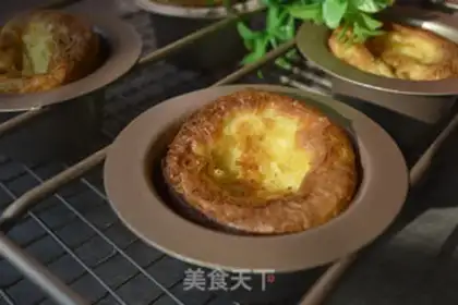 Make Yorkshire pudding step 7