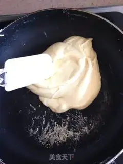 Make Cow Rolling Sugar step 4