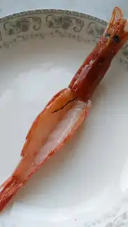 Make Garlic roasted South American red shrimp step 1