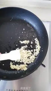 Make Garlic roasted South American red shrimp step 5