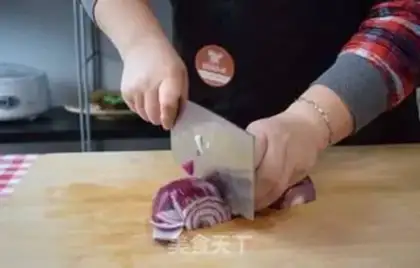 Make Lumpy Chicken Leg step 3