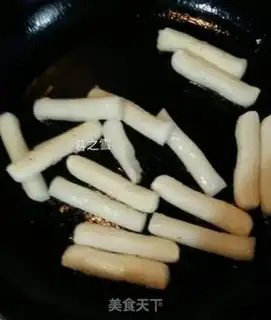 Make Tomato sauce step 1