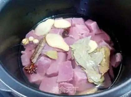 Make Homemade pork pine step 3