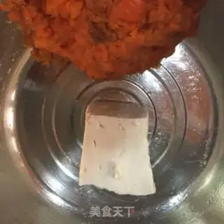 Make Blow up carrot tofuballs step 4