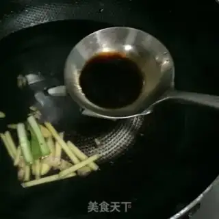 Make Tofu cow blood soup step 2