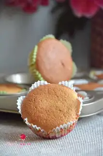 Make SpongeBob cake step 15