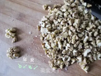 Make walnut sesame date ointment step 5