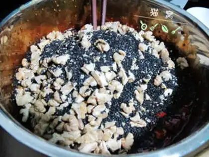 Make walnut sesame date ointment step 8