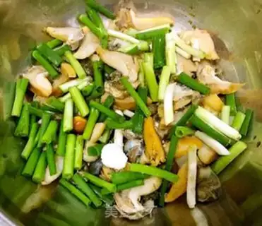 Make Shrimp plum soup step 2