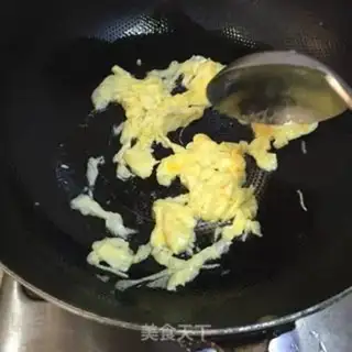 Make ♪ ♪ ♪ Blue fried eggs ♪ step 2