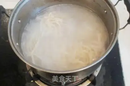 Make Five-coloured noodles step 1