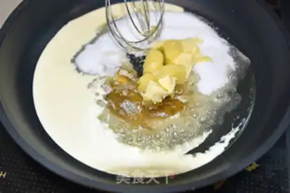 Make French caramel almond step 9