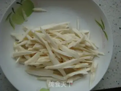 Make Eggs are fried white step 1