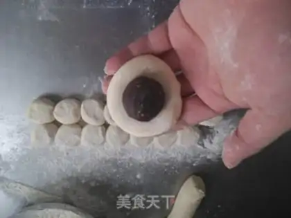 Make Pig bean rolls step 17
