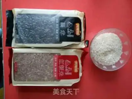 Make Coarse rice of three colours step 0