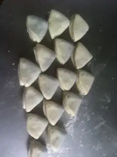 Make Pig bean rolls step 24