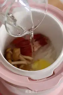 Make Roach mushroom soup step 3