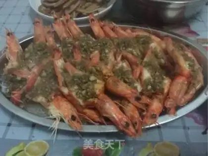 Make A garlic fan with a shrimp step 12