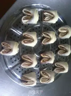 Make Pig bean rolls step 31