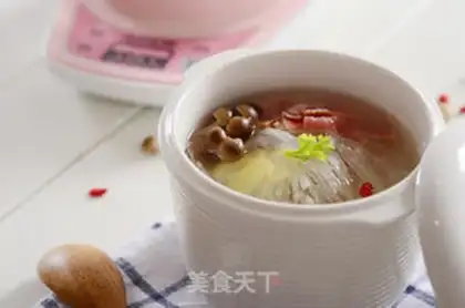 Make Roach mushroom soup step 4