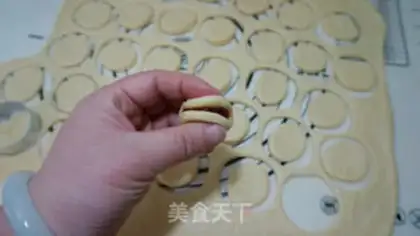 Make Plum sauce florist bread step 13