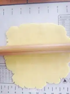 Make Banana pie step 3