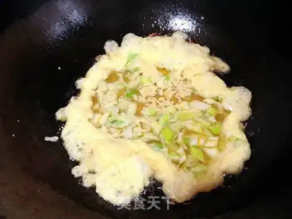 Make Onions and eggs step 3