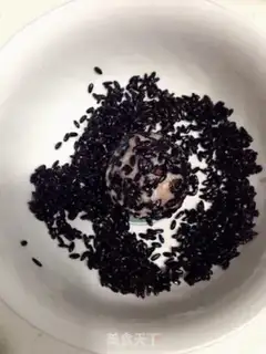 Make Black rice round step 4