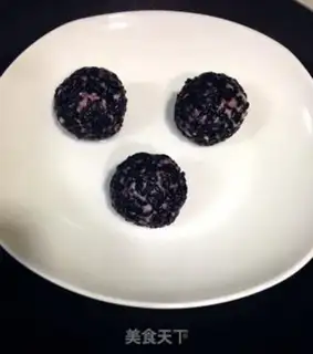 Make Black rice round step 6