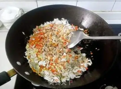 Make Worm-grass pie step 4