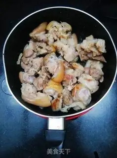Make Southern peanut pig hoof step 3