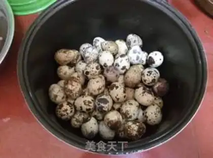 Make Five halogen eggs step 0