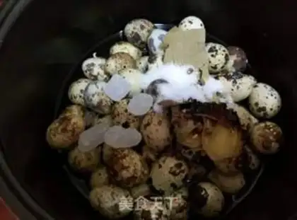 Make Five halogen eggs step 1