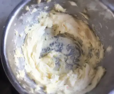 Make Pumpkin cake step 1