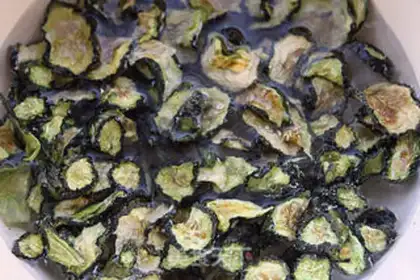 Make cucumber pickles step 0