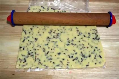 Make Cranberry cookies step 5