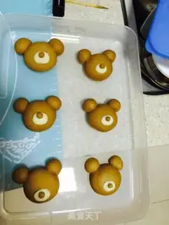 Make Red Sugar Bear step 6
