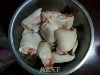 Make Soybean pig hoof step 1