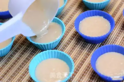 Make Little Filipino cake step 2