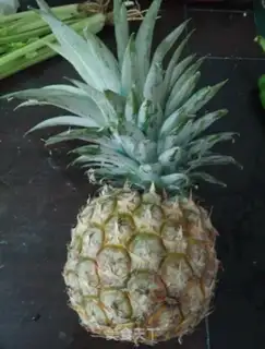 Make Curry pineapple step 0
